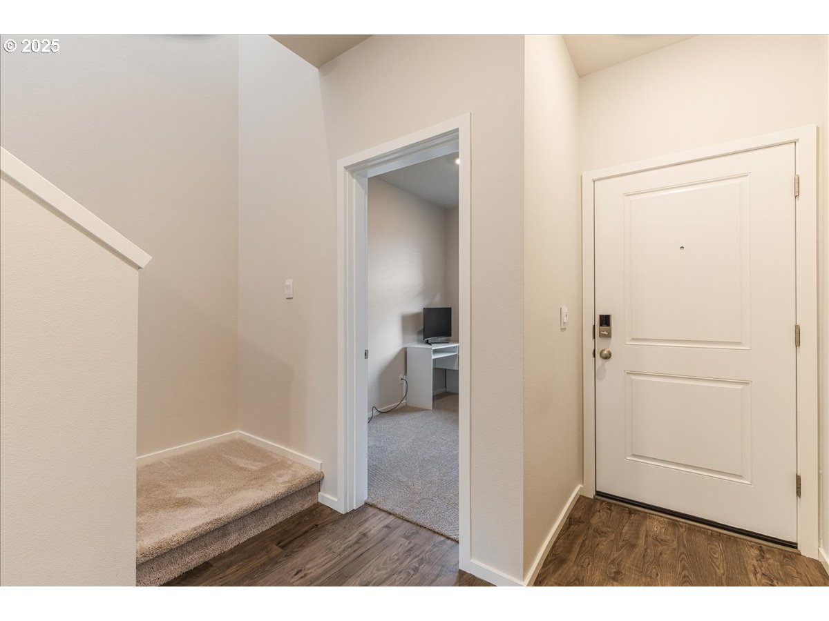 3499 Southeast Paropa Avenue Gresham, OR 97080 - Photo 8 of 48