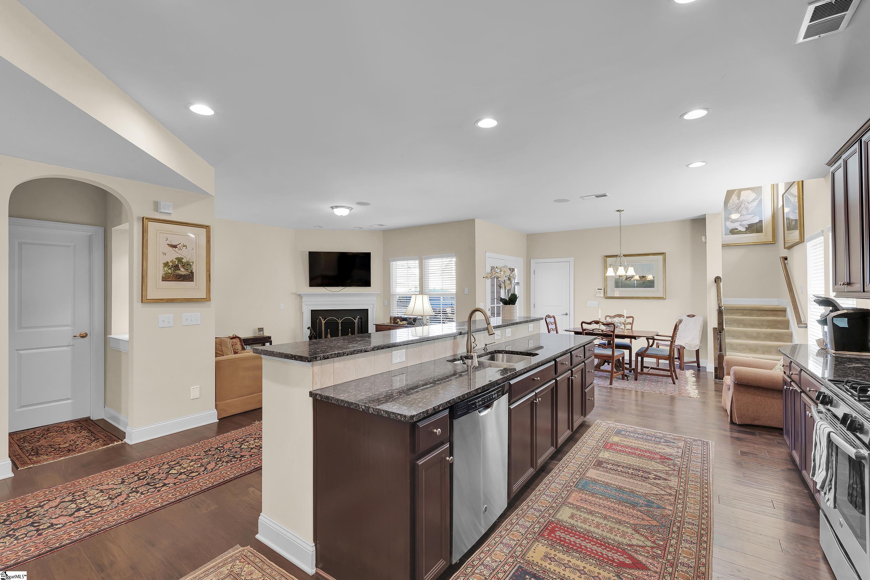 11 Wagram Way Greenville, SC 29607 - Photo 12 of 28 Gallery Image 12