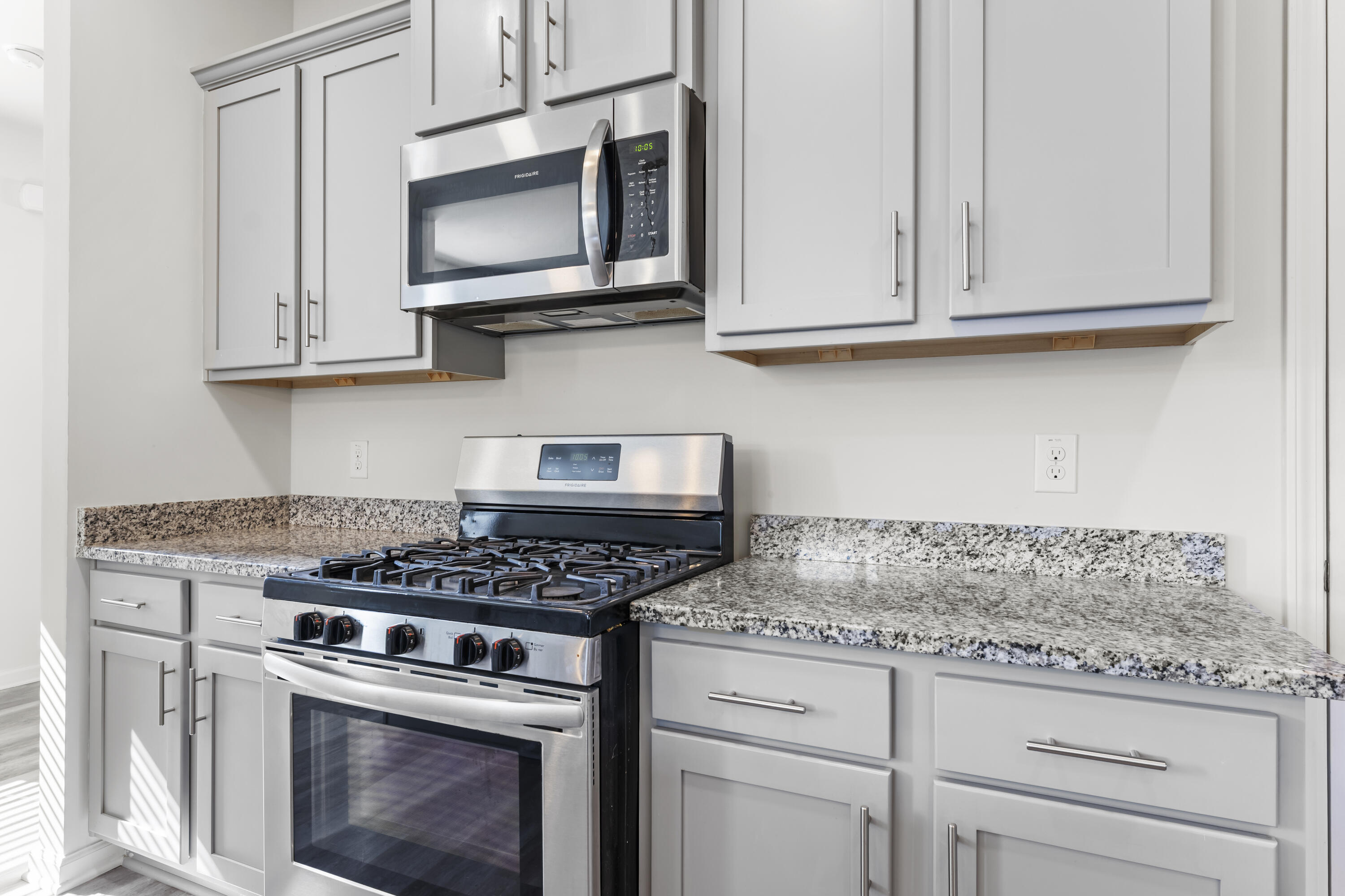 228 Goshen Road Moncks Corner, SC 29461 - Photo 15 of 61 P1071755