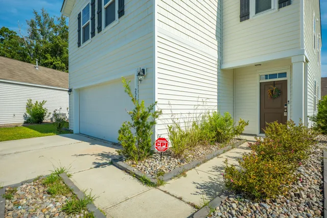 $374,000 | 228 Goshen Road, Moncks Corner, SC 29461