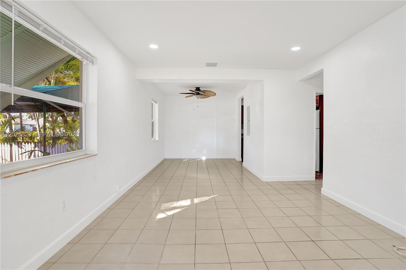 5985 Southwest 41st Street, Unit FRONT Miami, FL 33155 - Photo 3 of 19