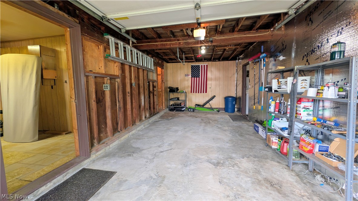 1099 Lake Road Conneaut, OH 44030 - Photo 19 of 42