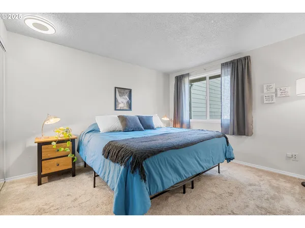 $277,400 | 251 Northeast Village Squire Avenue, Unit 2, Gresham, OR 97030