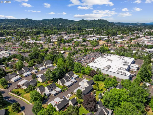 $277,400 | 251 Northeast Village Squire Avenue, Unit 2, Gresham, OR 97030
