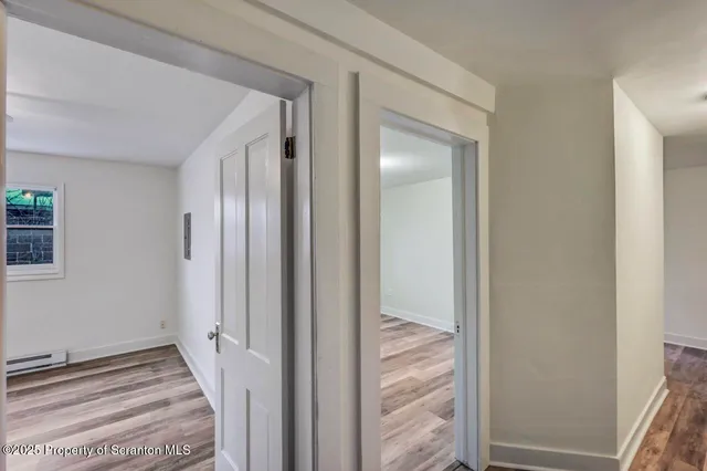 $1,200 | 142-144 Market Street, Moscow, PA 18444