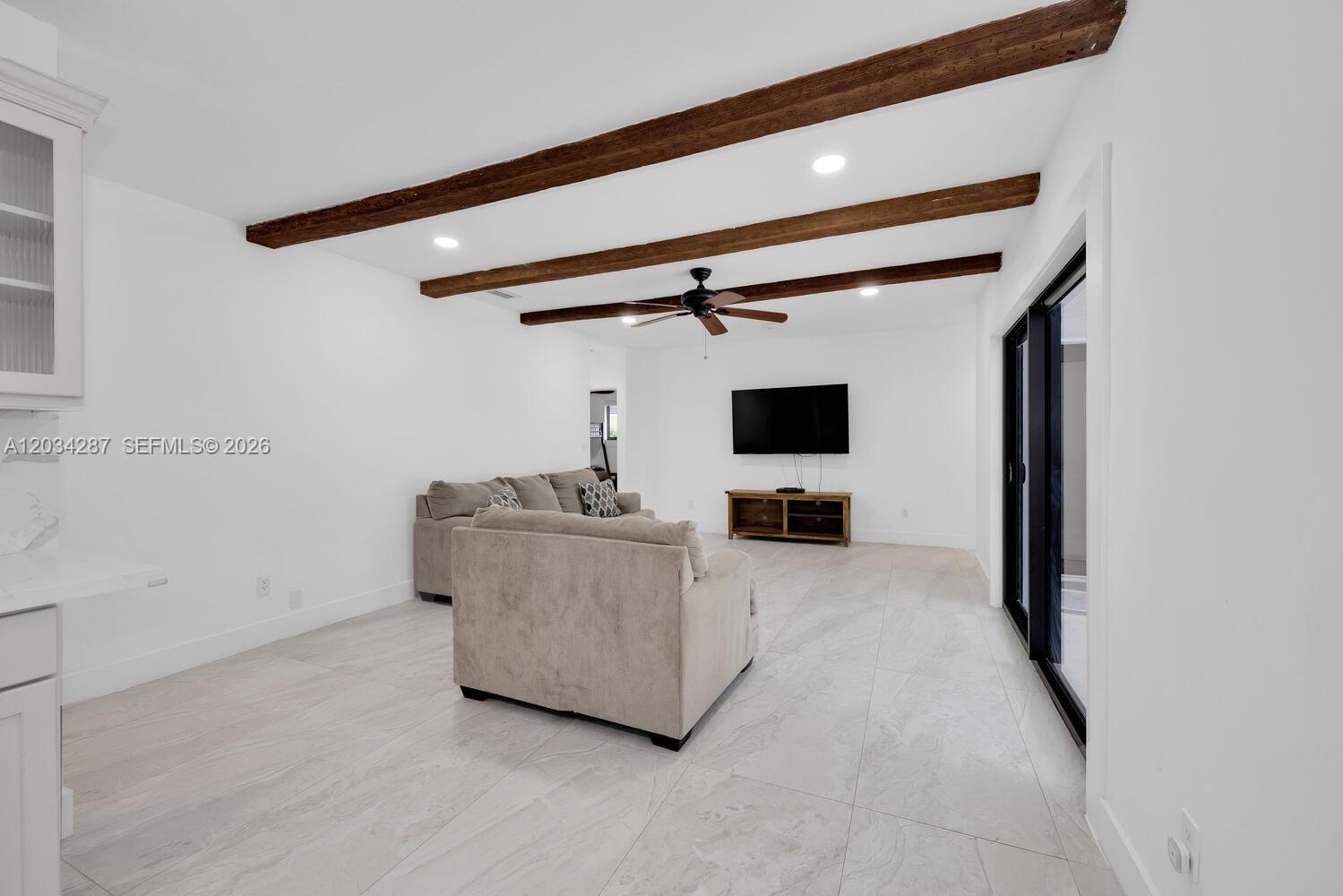 6860 Southwest 99th Terrace Pinecrest, FL 33156 - Photo 9 of 46