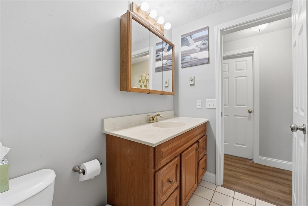 445 Old Field Road Chicopee, MA 01013 - Photo 30 of 39