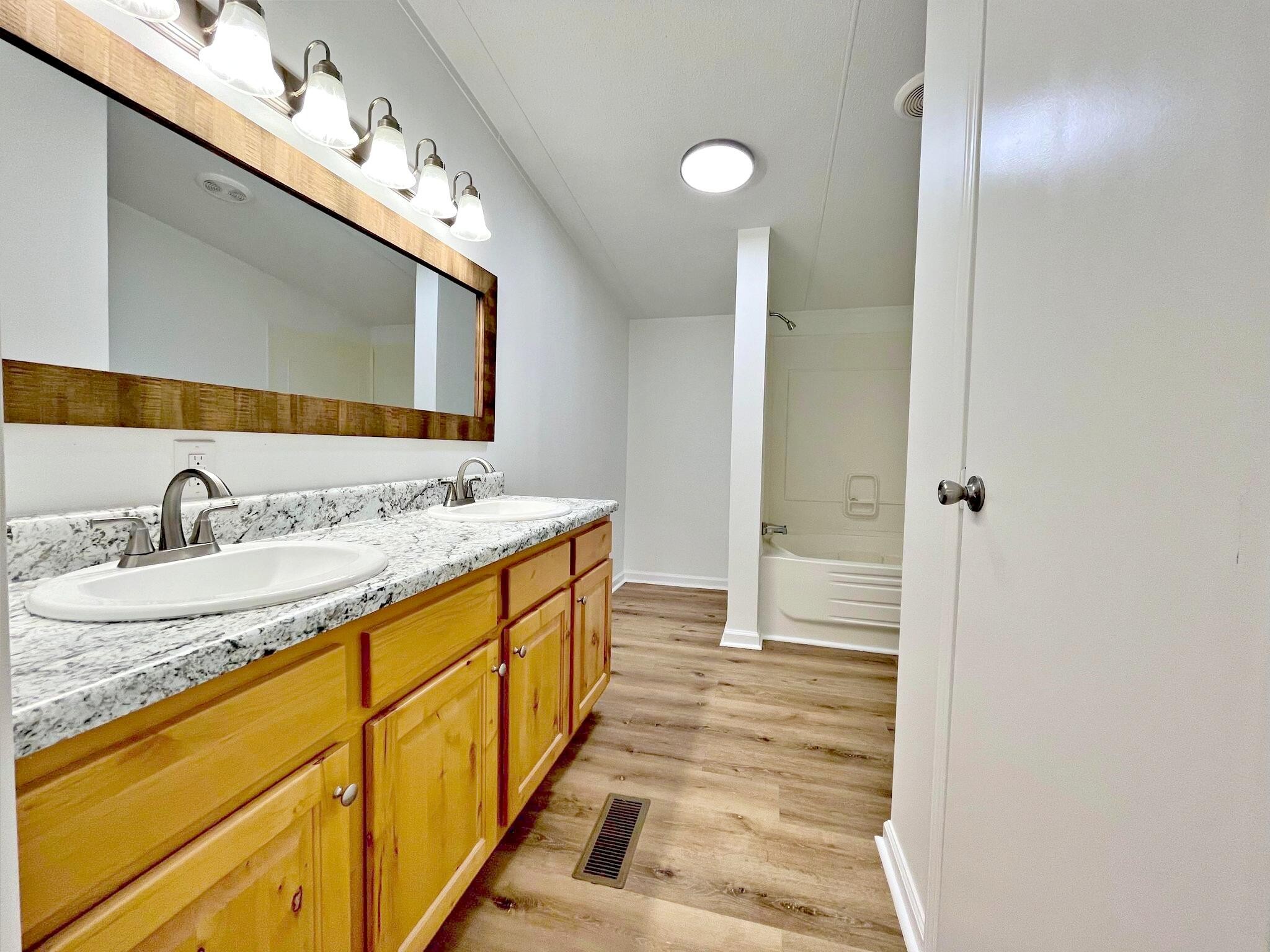 1390 Federal Road Madisonville, TN 37354 - Photo 23 of 31 Gallery Image 23