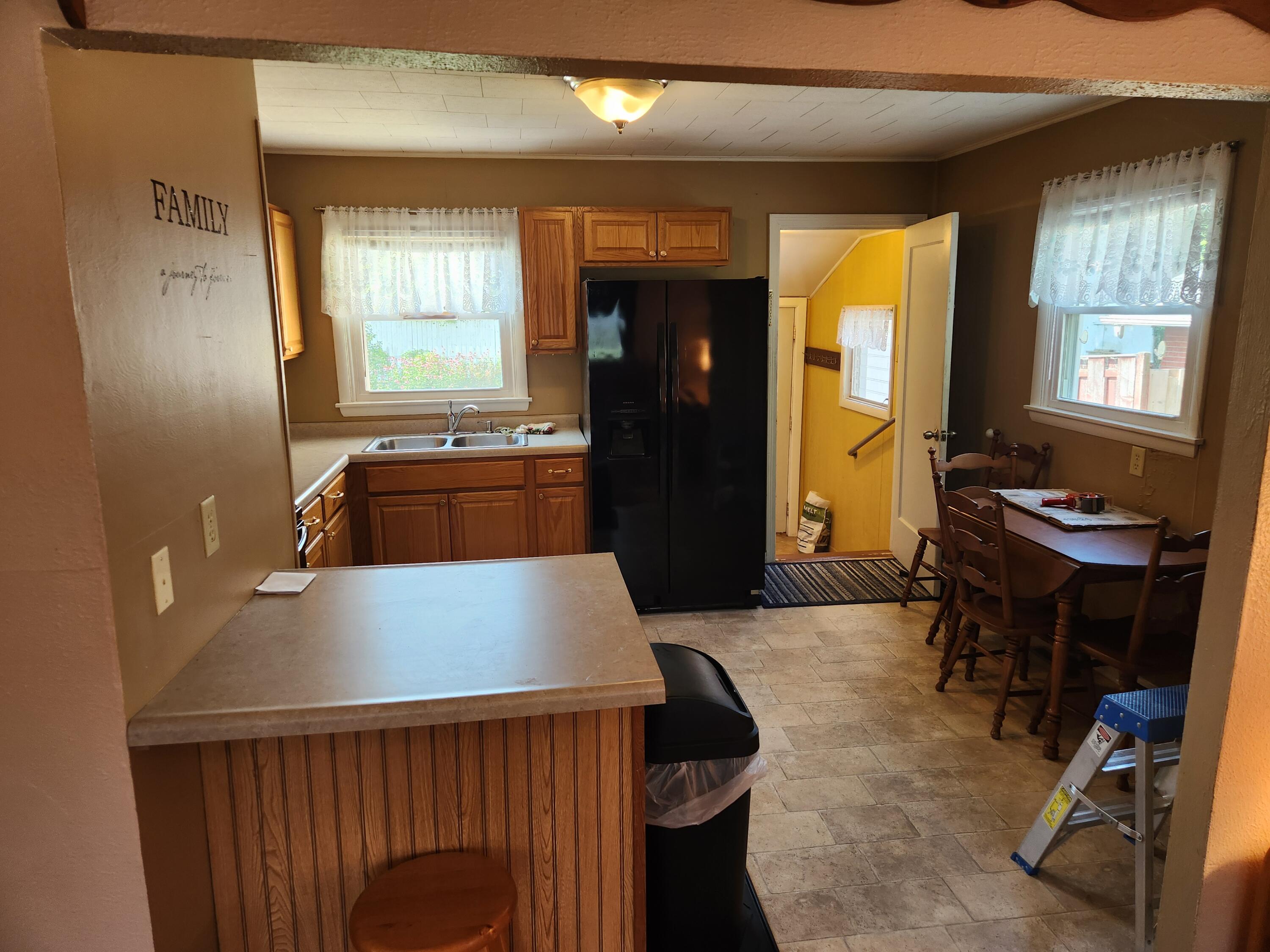 825 West Washington Street Rensselaer, IN 47978 - Photo 9 of 16 3000x2250