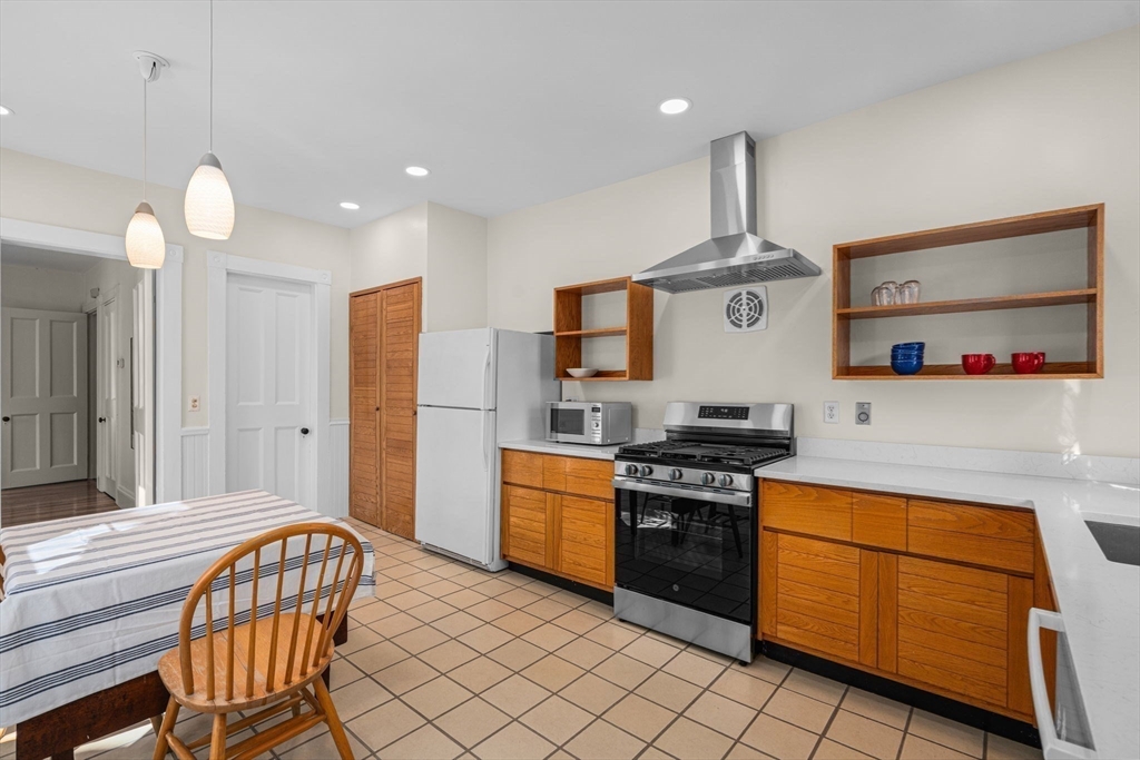 24 Otis Street, Unit 24 Watertown, MA 02472 - Photo 14 of 25