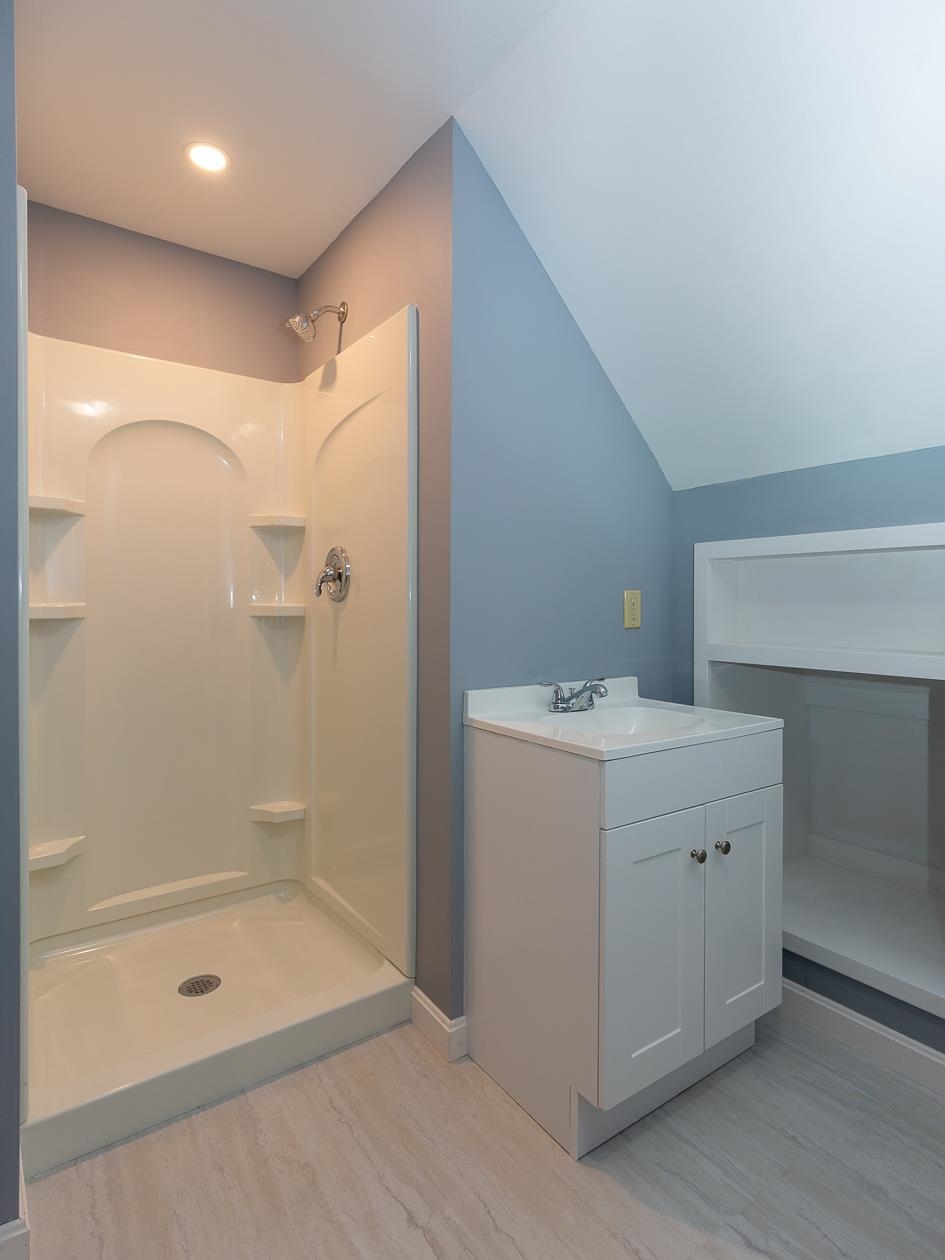 32 Prescott Road Brentwood, NH 03833 - Photo 27 of 40