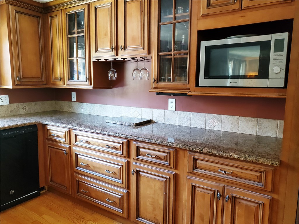 299 Old River Road Lincoln, RI 02865 - Photo 8 of 21 Gallery Image 8
