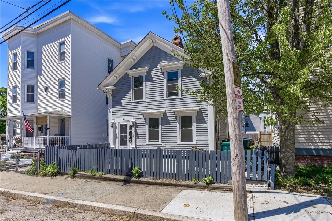 33 Pleasant Street Woonsocket, RI 02895 - Photo 3 of 35