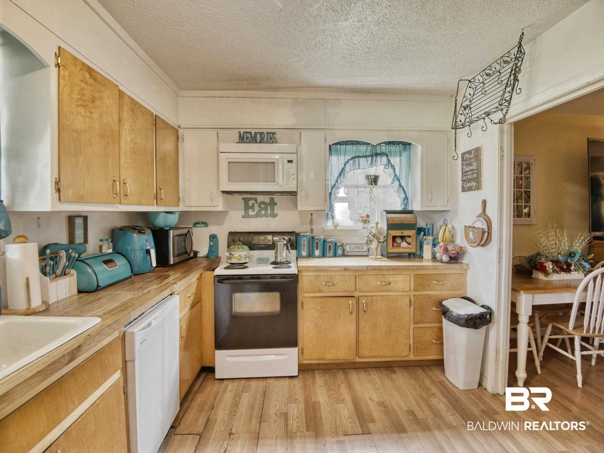 13107 6th Street Lillian, AL 36549 - Photo 5 of 30
