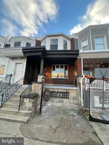 $2,300 | 5712 Cedar Avenue, Philadelphia, PA 19143
