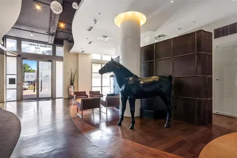 $1,099,000 | 2600 West 7th Street, Unit 2812, Fort Worth, TX 76107