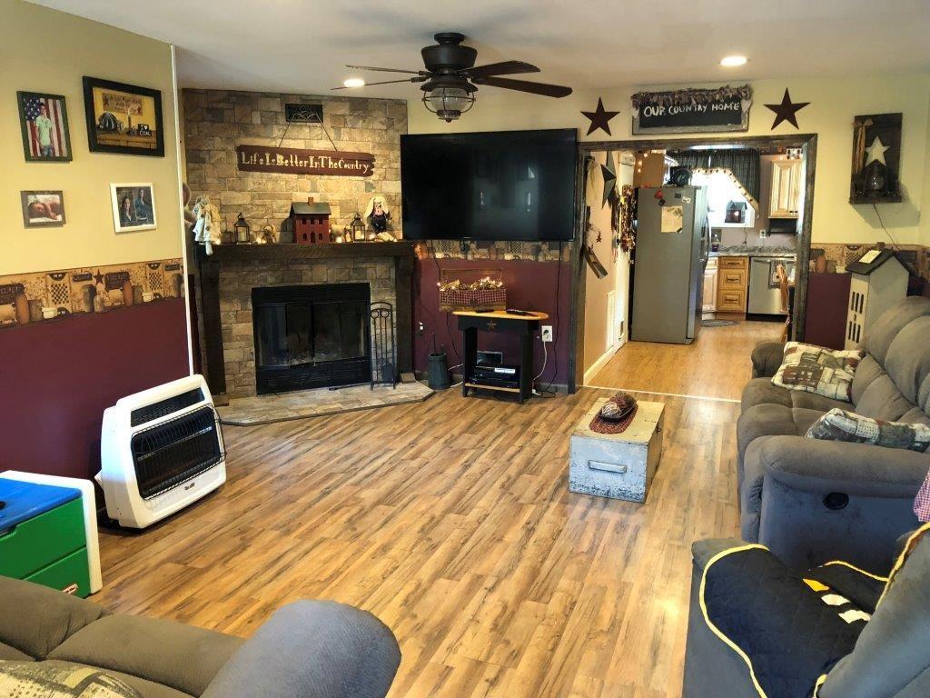 300 Hoy Run Road Spraggs, PA 15362 - Photo 9 of 19