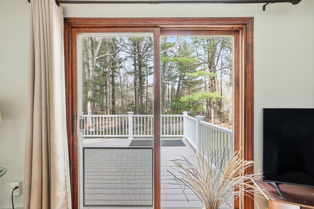 111 Brook Bend Road Hanover, MA 02339 - Photo 7 of 26