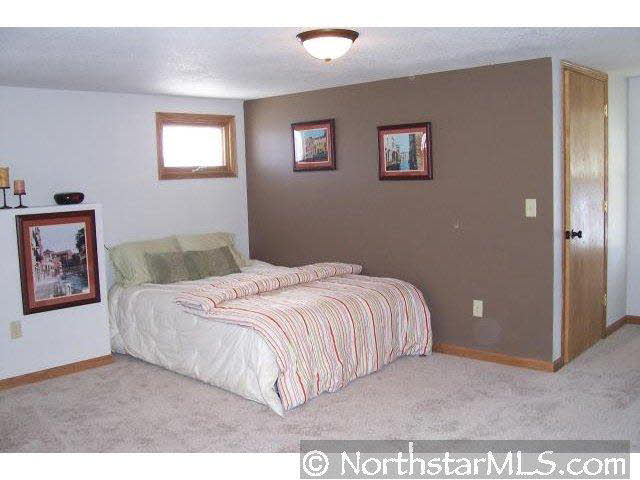 1245 Parallel Street Chaska, MN 55318 - Photo 7 of 9 Gallery Image 7