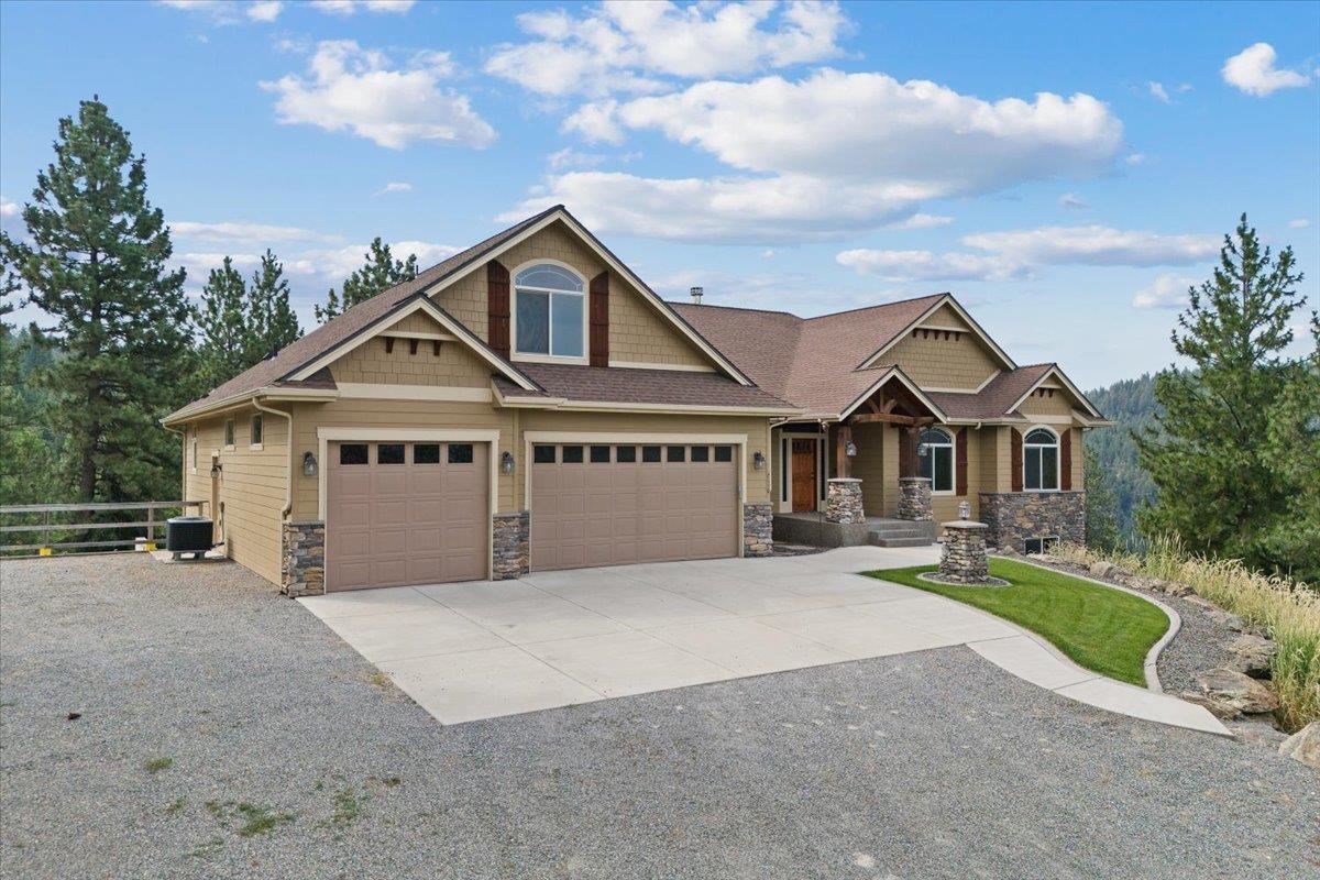 7110 South Chester Creek Road Spokane, WA 99206 - Photo 3 of 42 Gallery Image 3