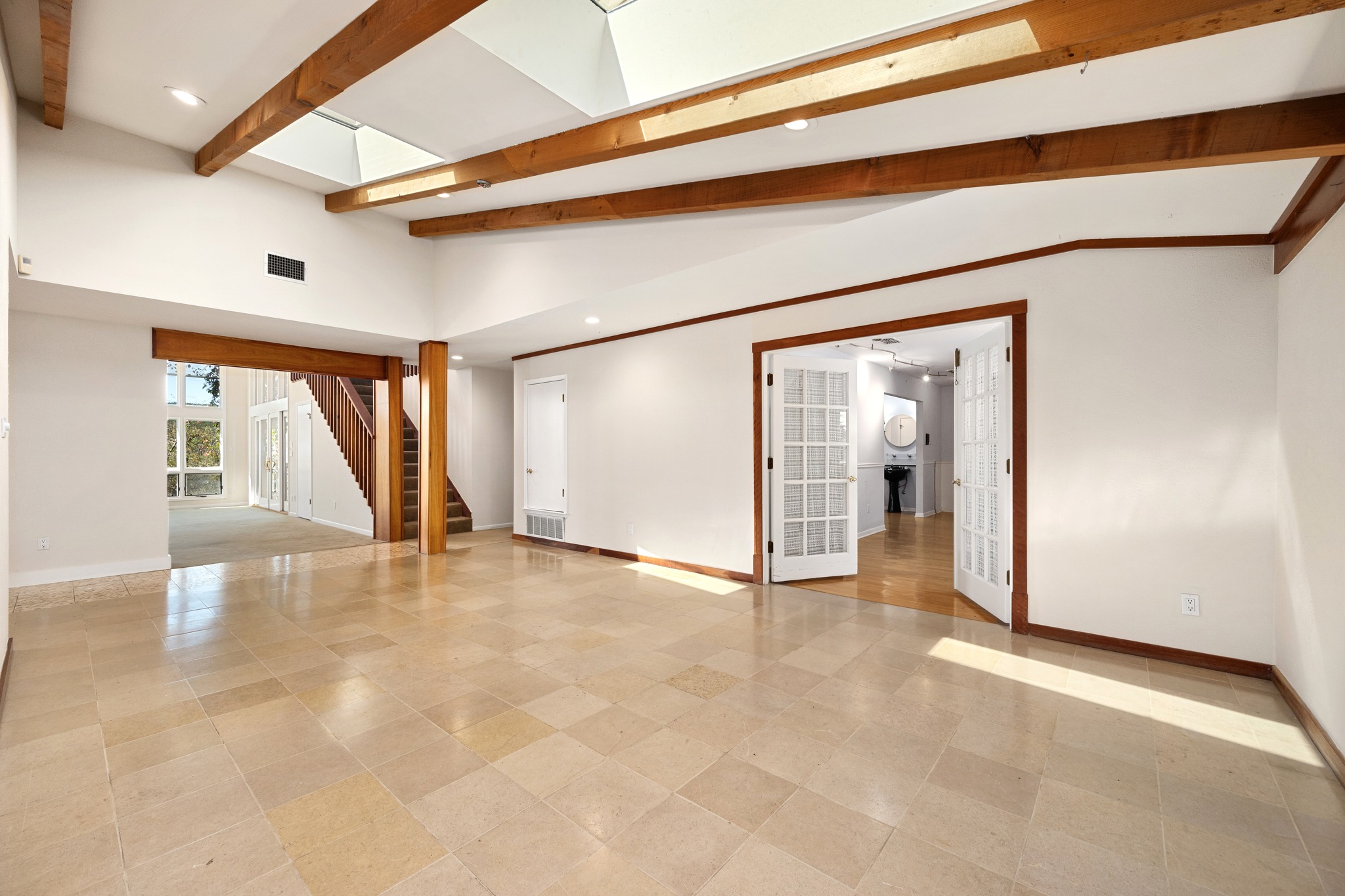 9106 Yucca Mountain Road Austin, TX 78759 - Photo 11 of 40