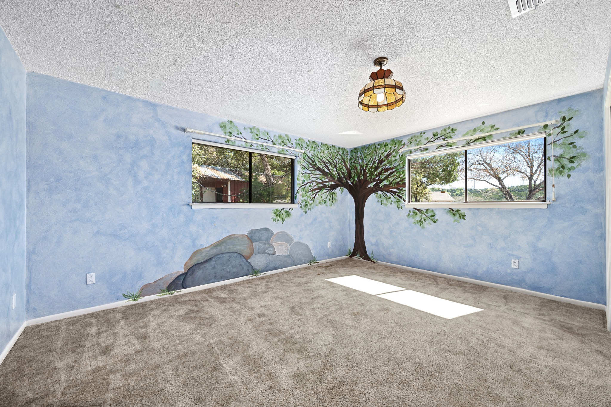 9106 Yucca Mountain Road Austin, TX 78759 - Photo 23 of 40