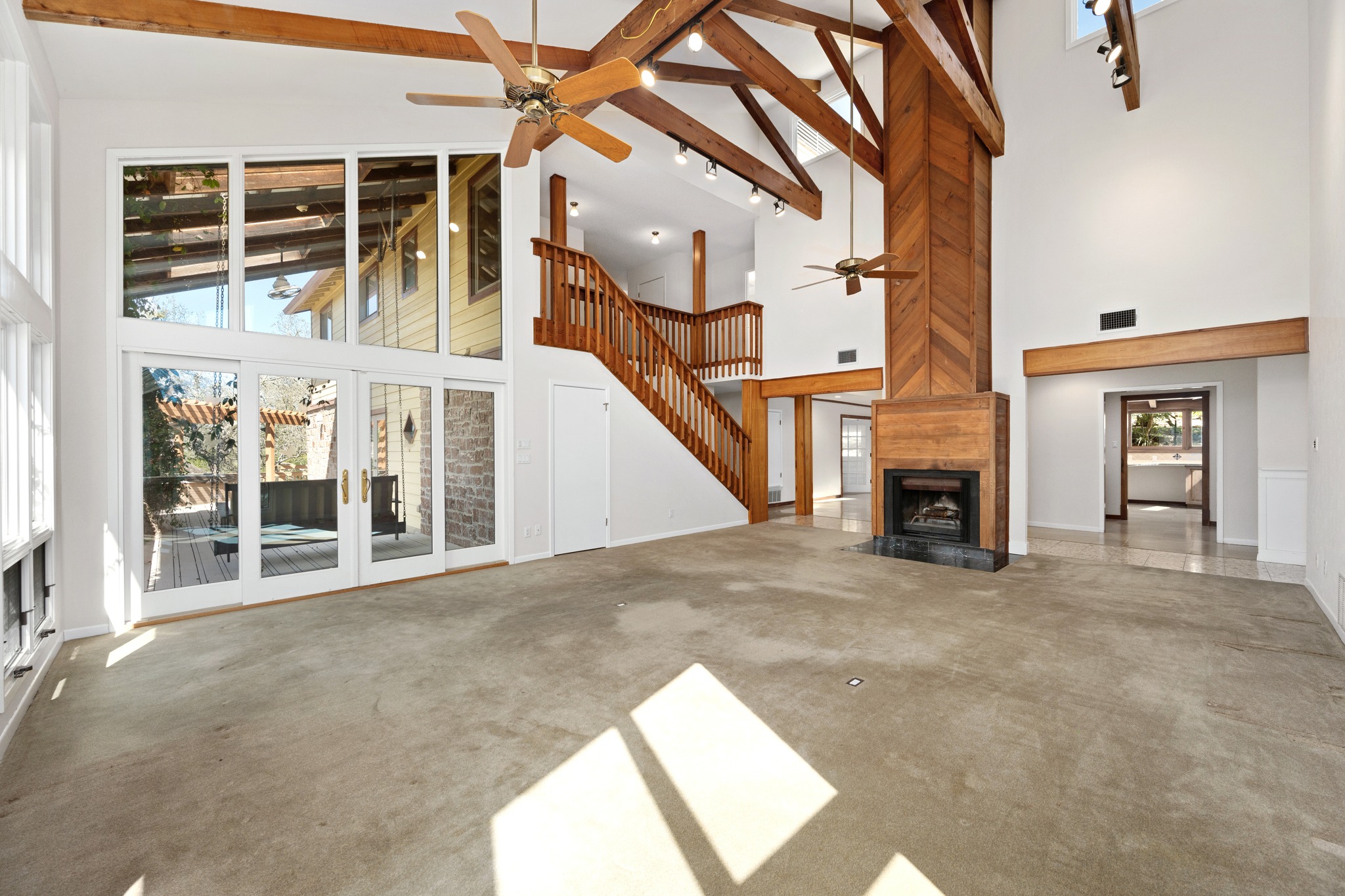 9106 Yucca Mountain Road Austin, TX 78759 - Photo 4 of 40