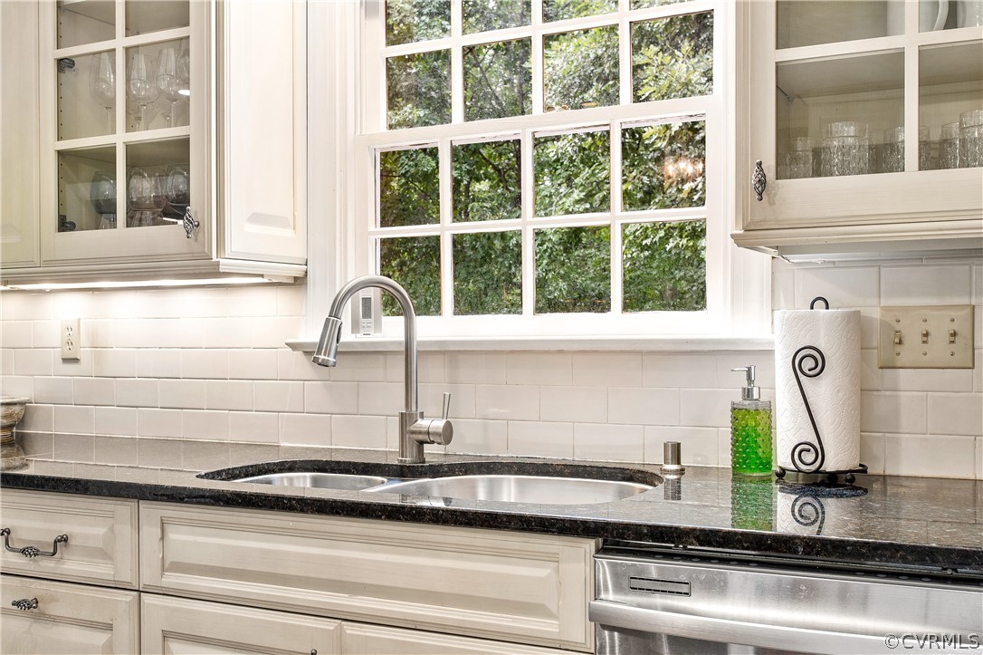 14140 Netherfield Drive Midlothian, VA 23113 - Photo 13 of 48 a kitchen with a sink and a window