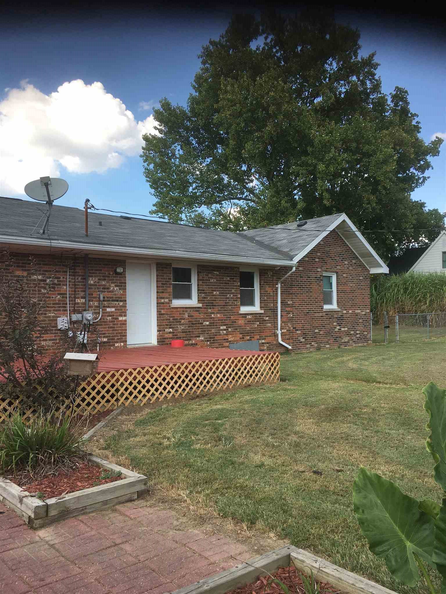 14641 Old State Road Evansville, IN 47725 - Photo 2 of 30 Gallery Image 2