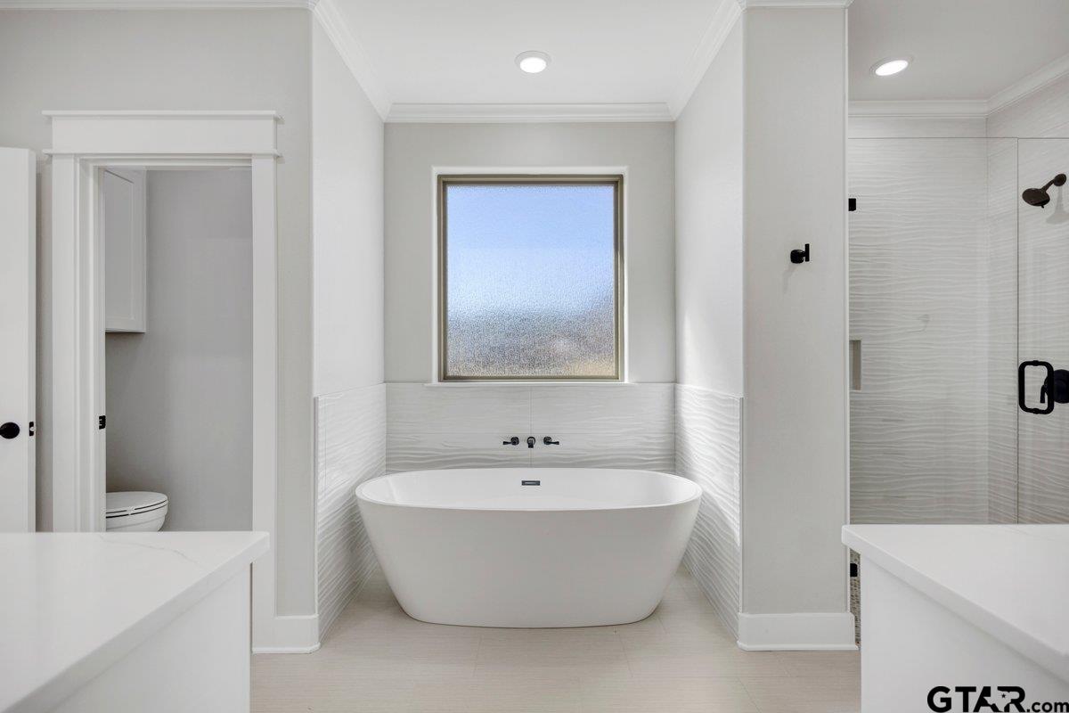 15531 Sugar Rdg Lane Flint, TX 75762 - Photo 25 of 45 a white bath tub sitting next to a white sink