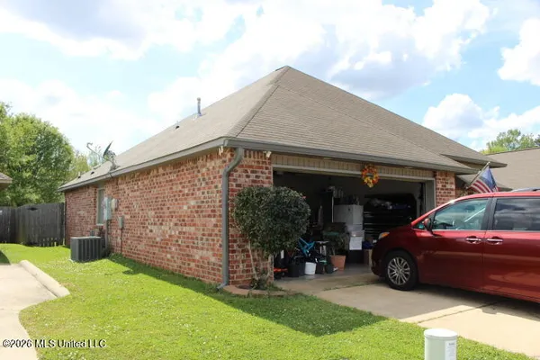 $259,900 | 516 Brighton Trail, Florence, MS 39073