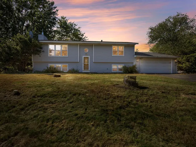 $320,000 | 7859 Meadowview Trail, Lino Lakes, MN 55014