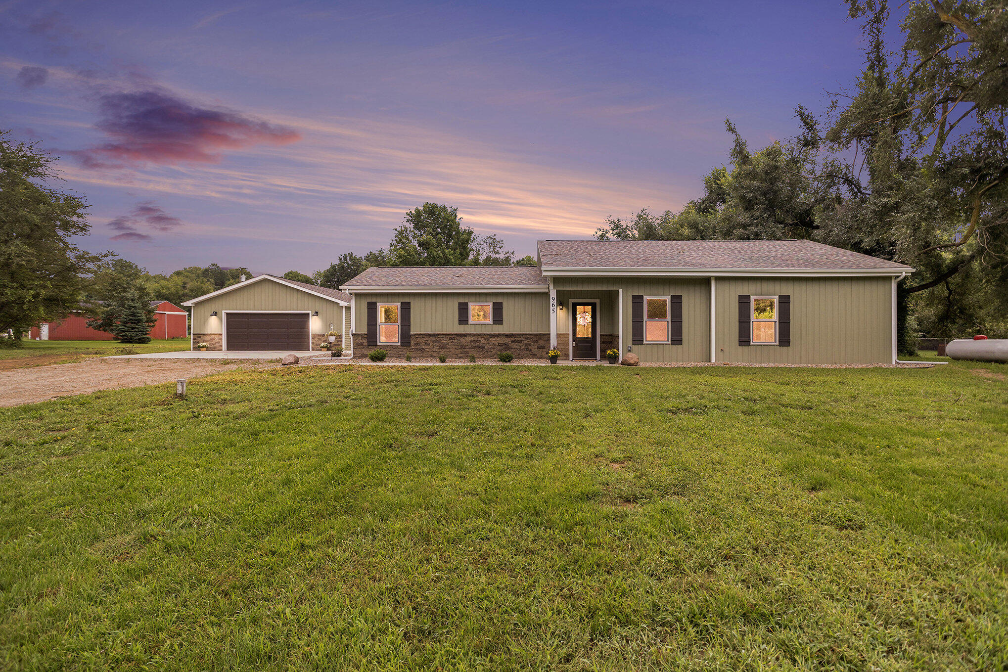 001_965_mendon_rd_sherwood_mi_49089-42-t