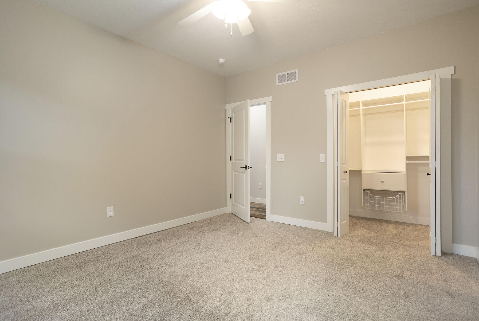 965 Mendon Road Sherwood, MI 49089 - Photo 22 of 31 022_965_mendon_rd_sherwood_mi_49089-36