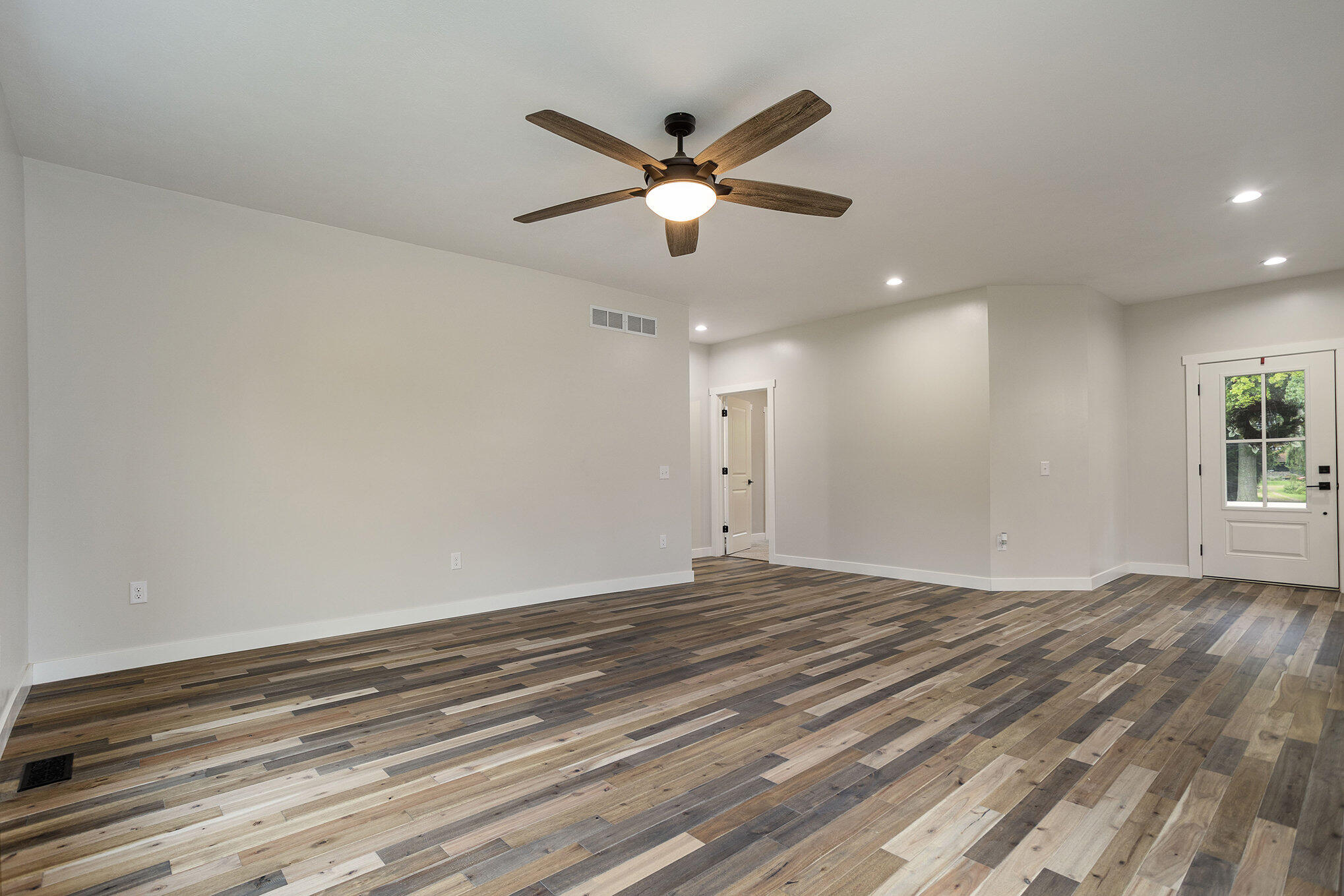965 Mendon Road Sherwood, MI 49089 - Photo 7 of 31 007_965_mendon_rd_sherwood_mi_49089-8