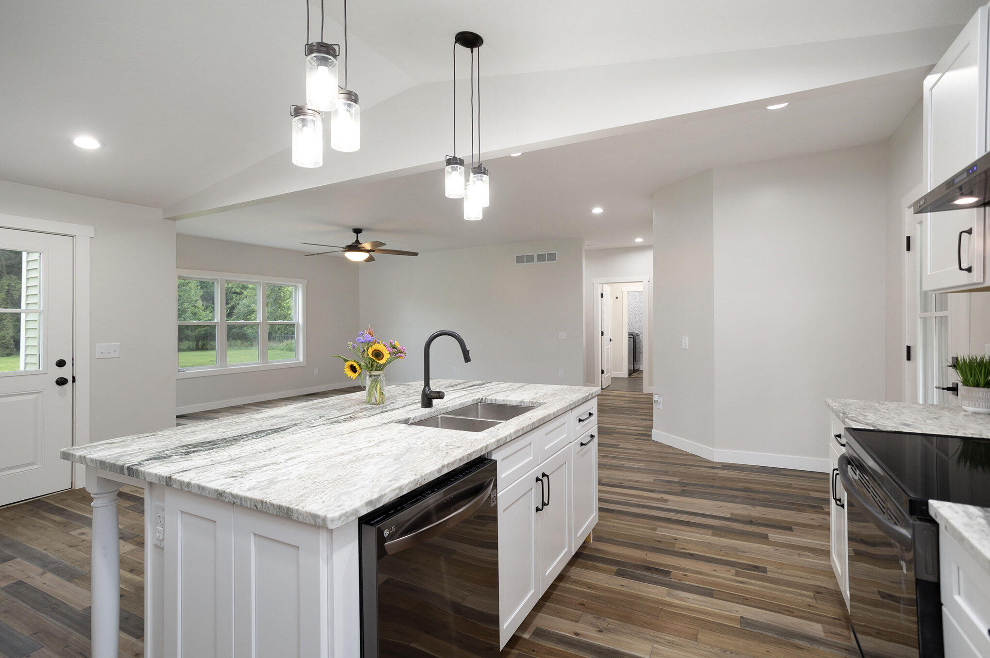 965 Mendon Road Sherwood, MI 49089 - Photo 10 of 31 010_965_mendon_rd_sherwood_mi_49089-16