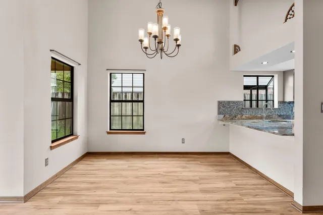 $299,000 | 206 Woodland Park Circle, Mary Esther, FL 32569