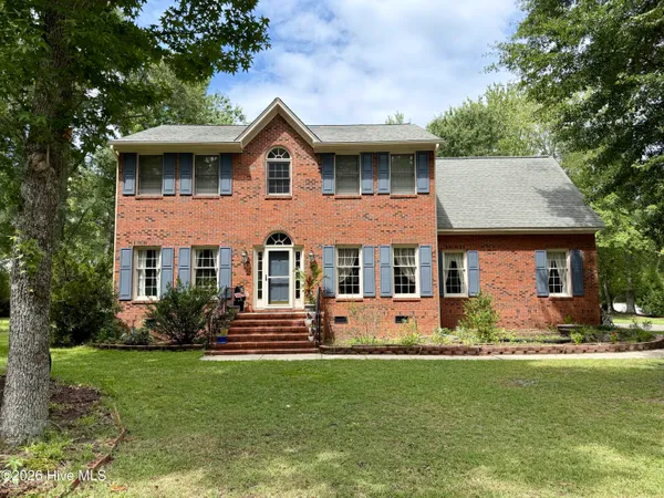 $450,000 | 4001 Shinnecock Drive, New Bern, NC 28562