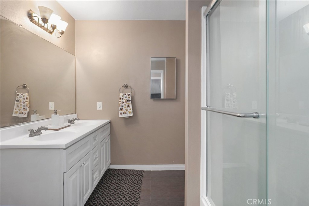 12342 Edgefield Street Cerritos, CA 90703 - Photo 29 of 33