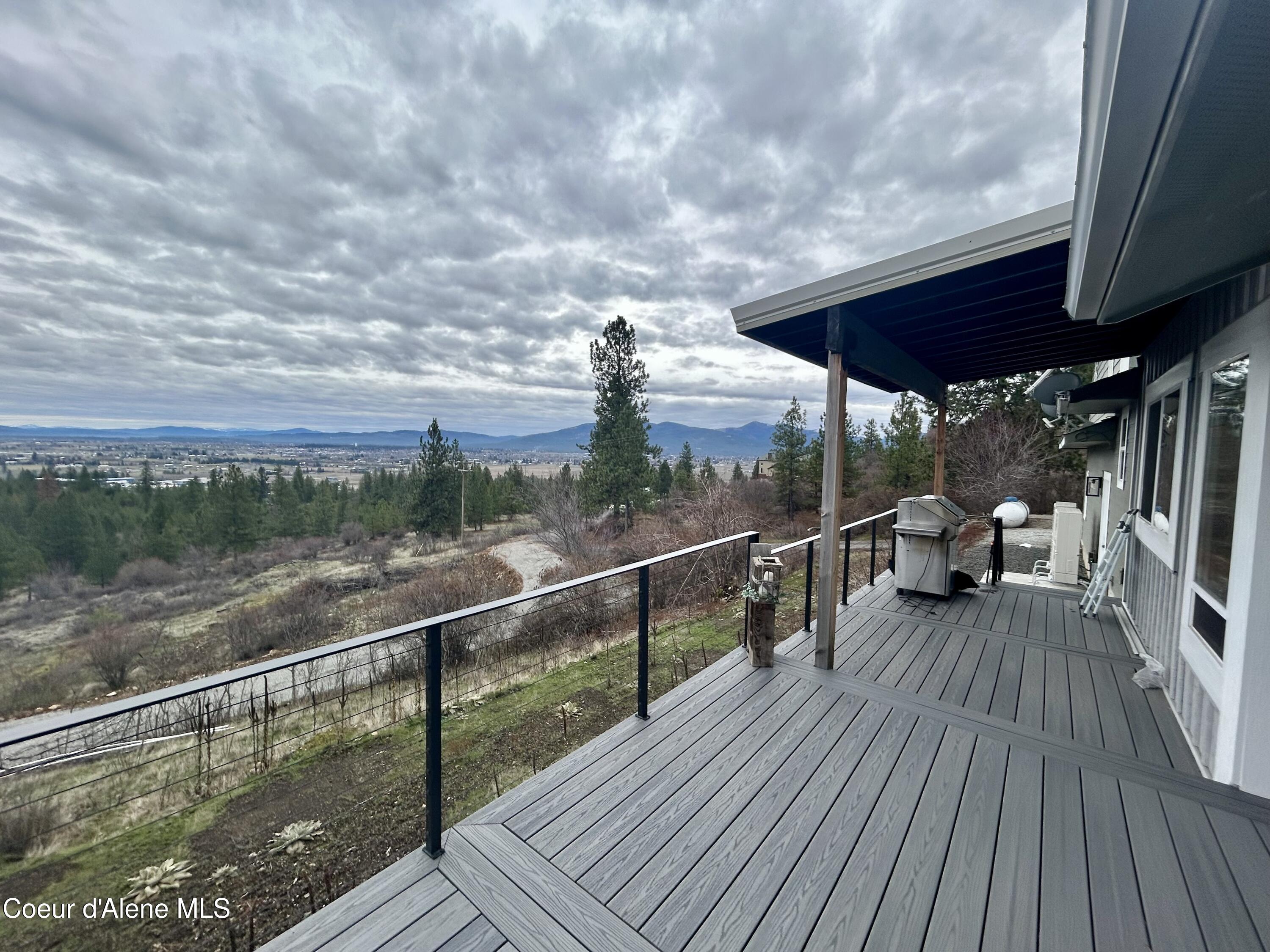 10320 North Payment Peak Road Post Falls, ID 83854 - Photo 4 of 71 IMG_0365