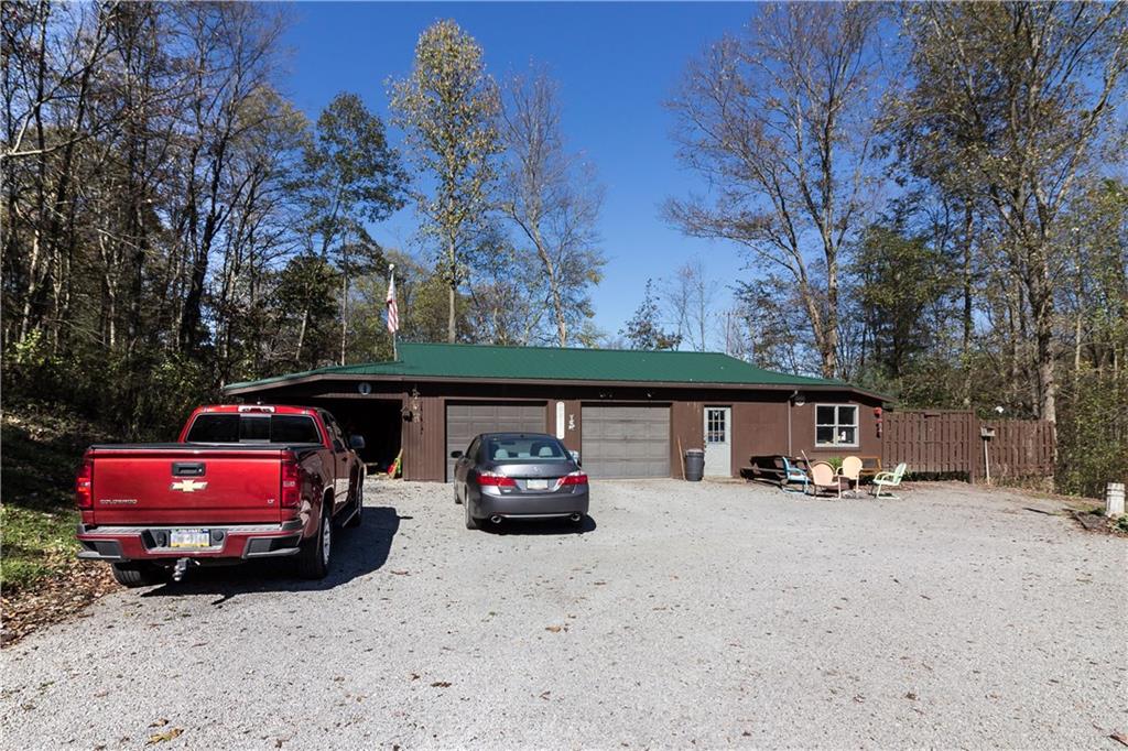 339 Cottage Road Clinton, PA 15026 - Photo 23 of 25