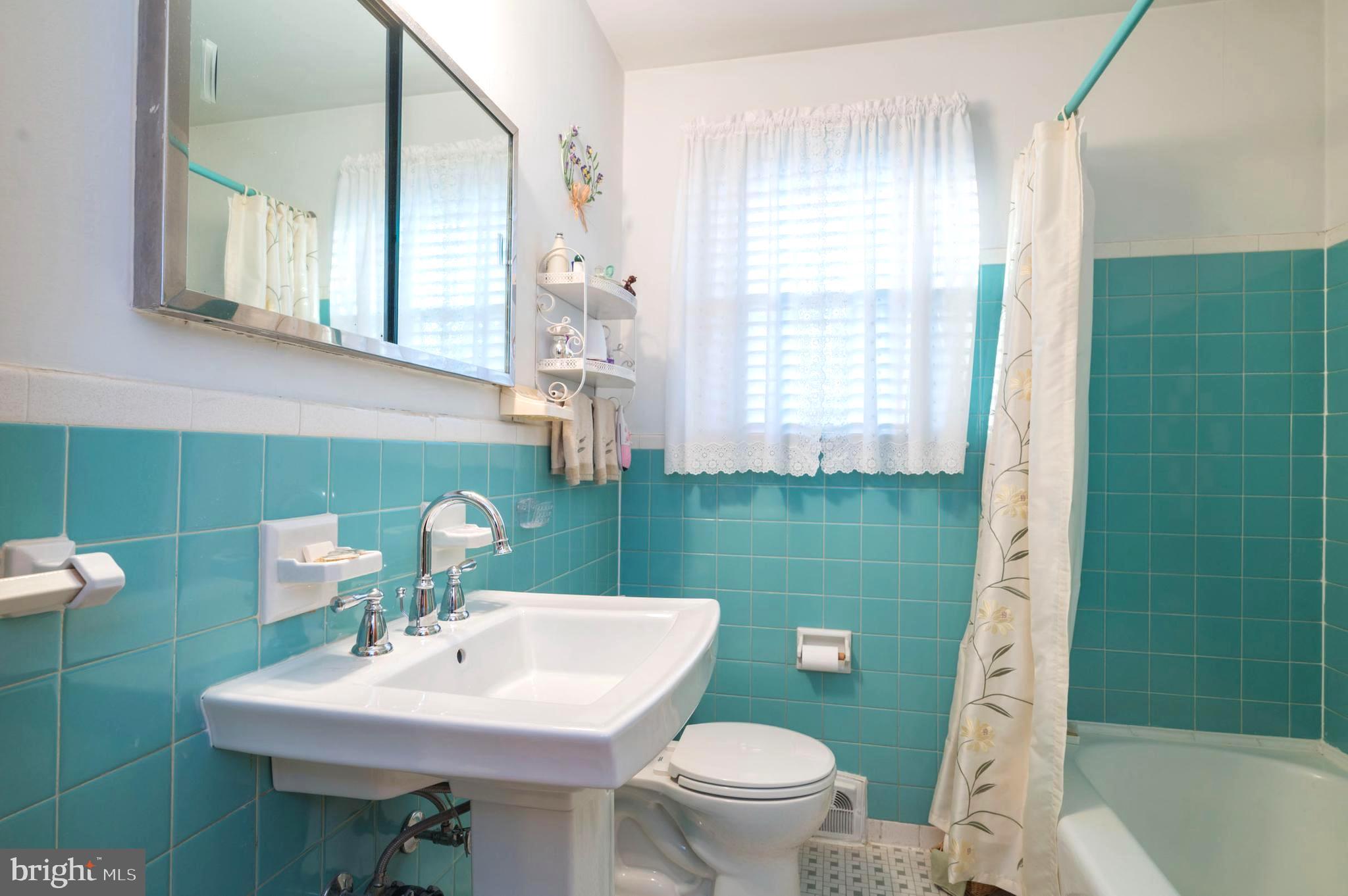 119 Ashbrook Road Cherry Hill, NJ 08034 - Photo 9 of 17