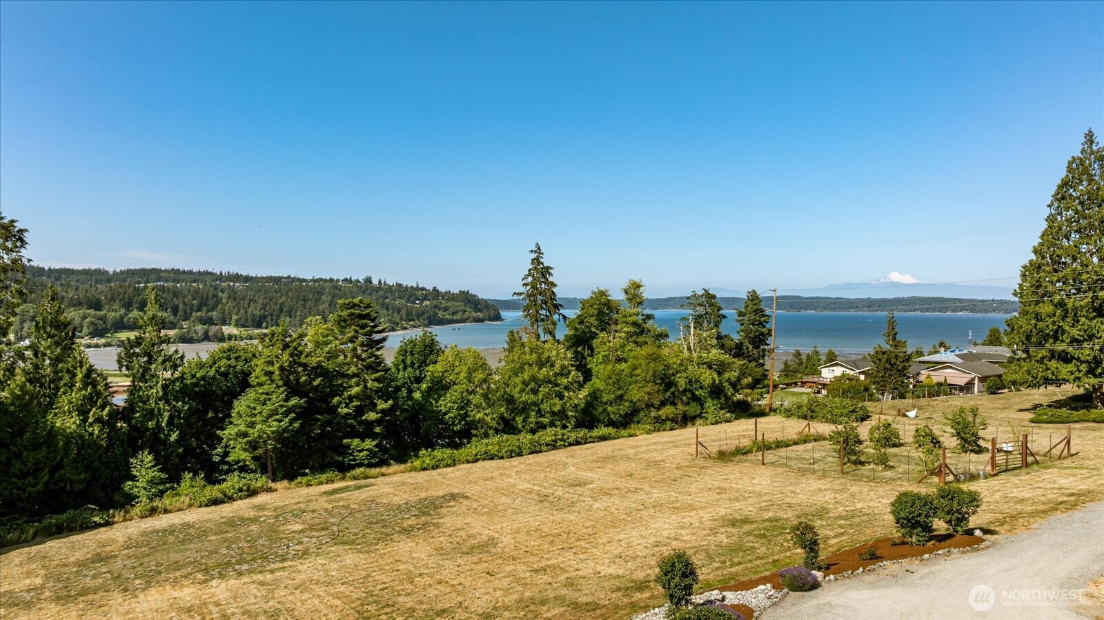 3807 Taylor Road Oak Harbor, WA 98277 - Photo 33 of 40 Gallery Image 33
