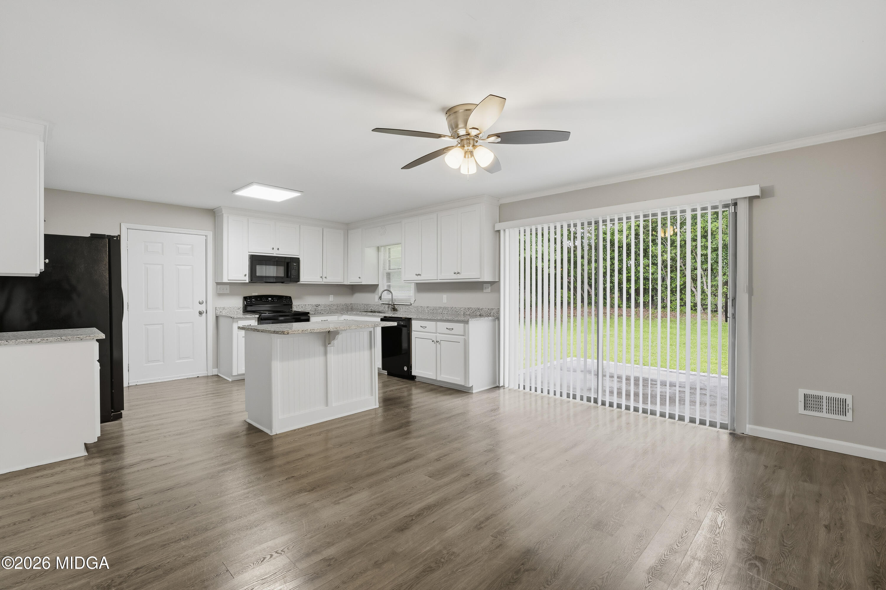 4329 Essex Road Macon, GA 31206 - Photo 12 of 38 4329 Essex Rd-08432