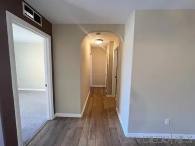 $2,550 | 5252 Balboa Arms Drive, Unit 207, San Diego, CA 92117