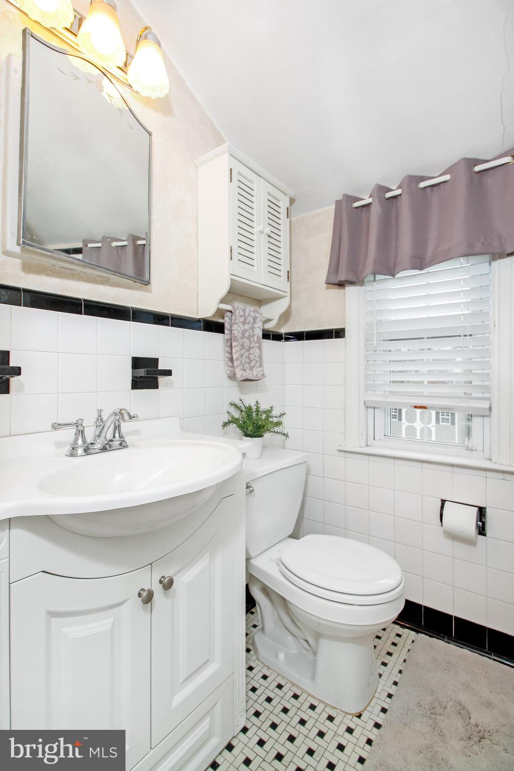 429 Wheatsheaf Road Springfield, PA 19064 - Photo 23 of 32