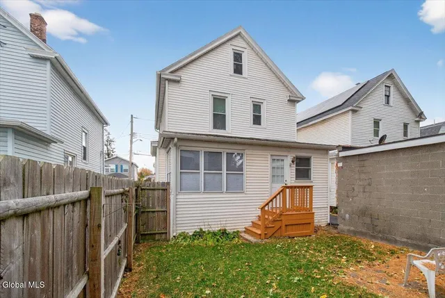 $219,000 | 3 Twiller Street, Albany, NY 12209