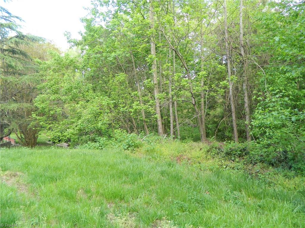 3617 Rolling Road High Point, NC 27265 - Photo 6 of 21