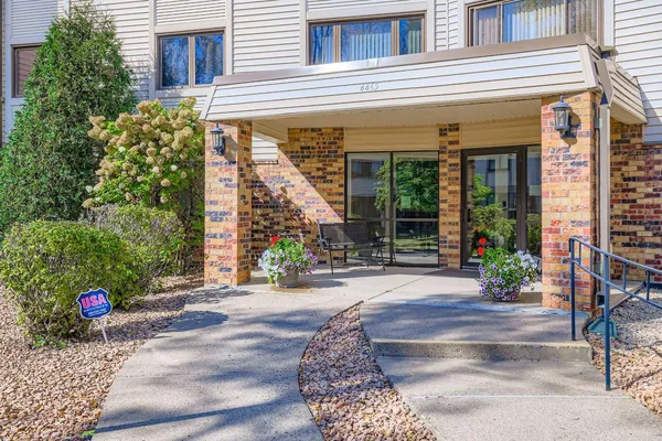 $225,000 | 4465 Trenton Lane North, Unit 109, Plymouth, MN 55442