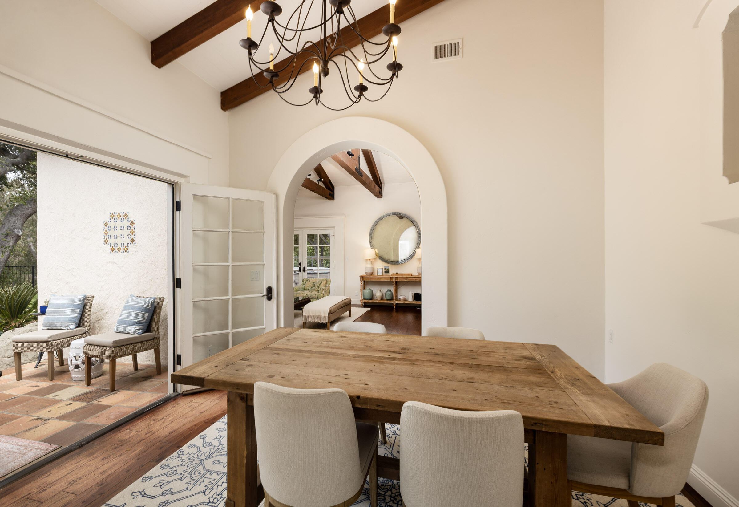 655 Coyote Road Santa Barbara, CA 93108 - Photo 6 of 38 655 Coyote Rd_0025
